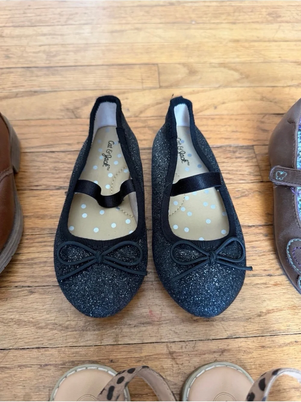 Girls size 7 shoes